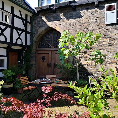 Fuenf Giebel Eck In Der Freiheit Am Ruhrtalradweg Hotel Wetter  Kültér fotó