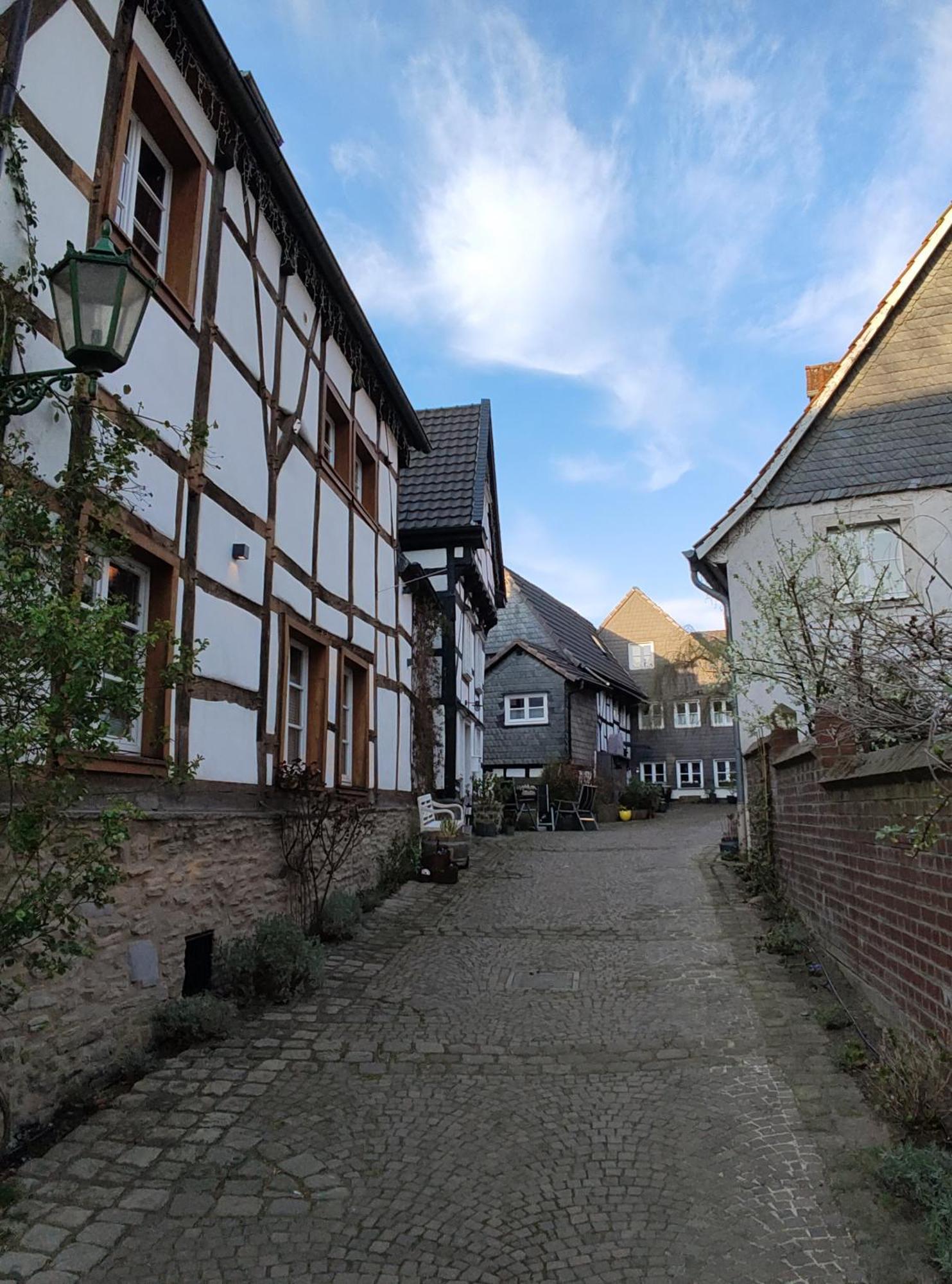 Fuenf Giebel Eck In Der Freiheit Am Ruhrtalradweg Hotel Wetter  Kültér fotó