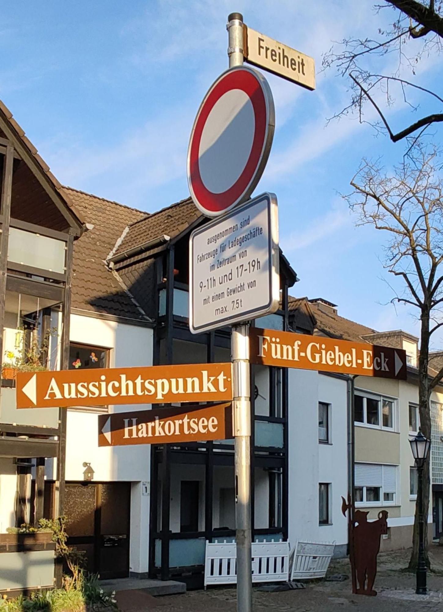 Fuenf Giebel Eck In Der Freiheit Am Ruhrtalradweg Hotel Wetter  Kültér fotó
