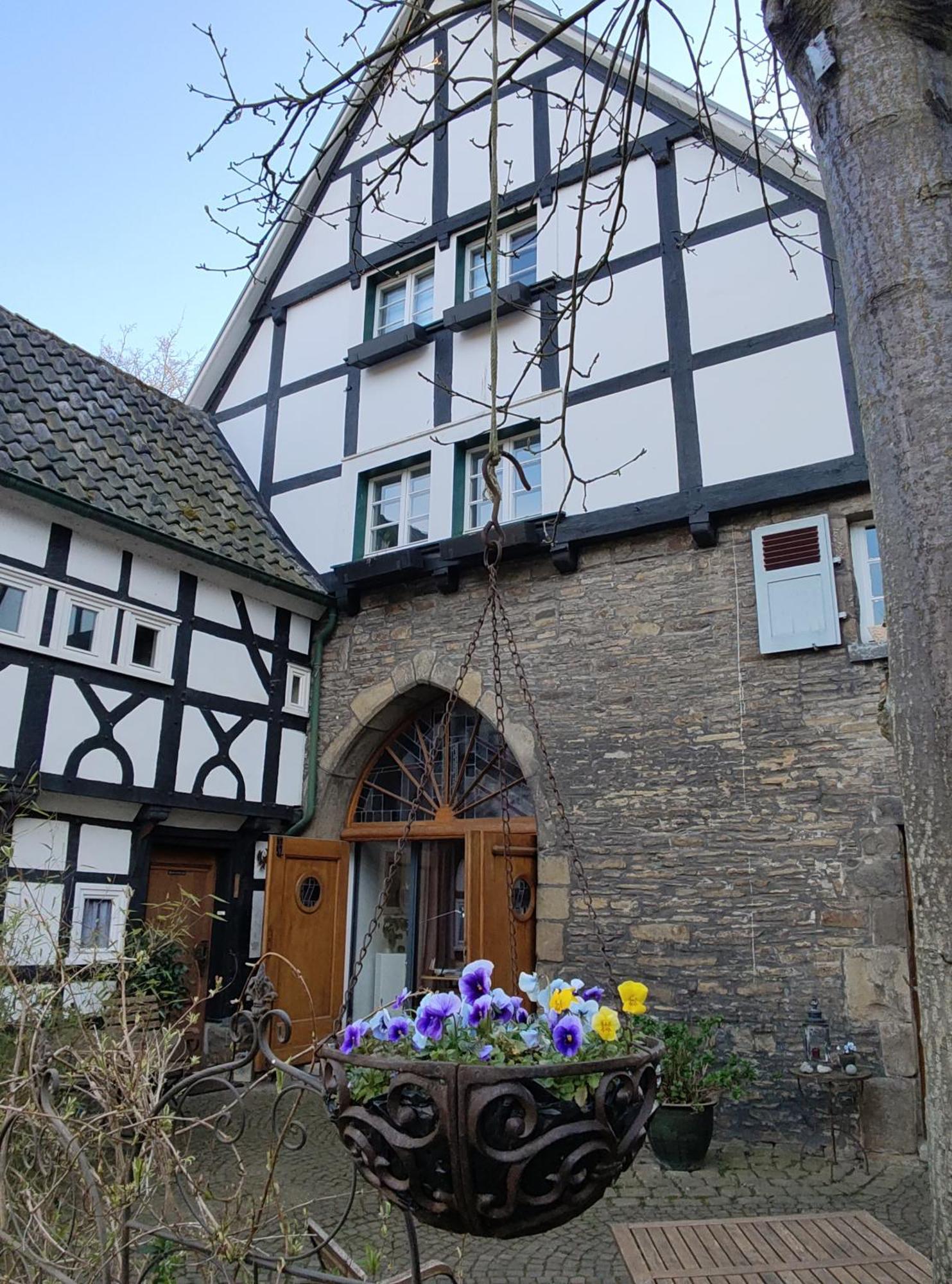 Fuenf Giebel Eck In Der Freiheit Am Ruhrtalradweg Hotel Wetter  Kültér fotó