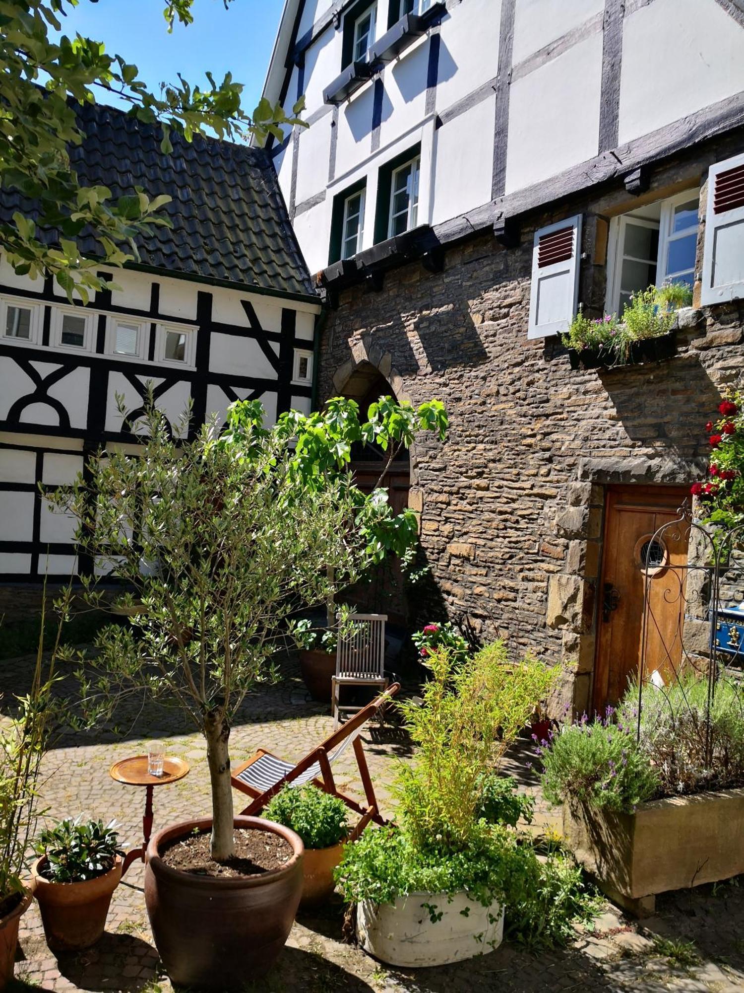 Fuenf Giebel Eck In Der Freiheit Am Ruhrtalradweg Hotel Wetter  Kültér fotó